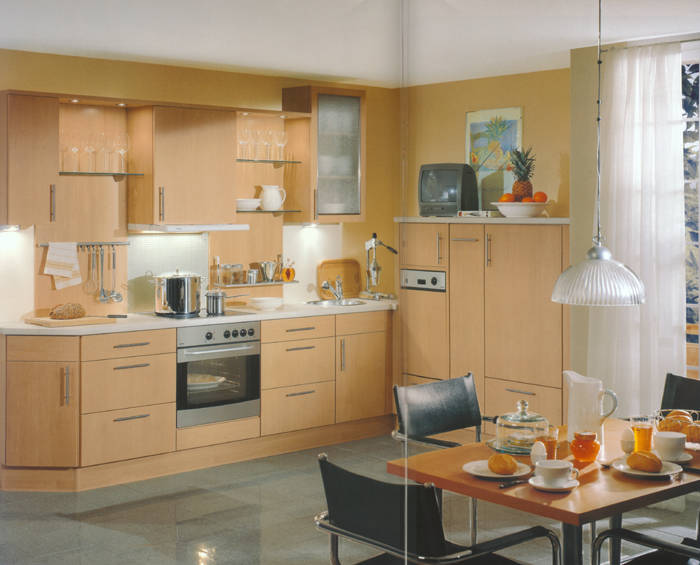 Badmöbel, Badeinrichtungen, Badezimmereinrichtungen, Fliesen